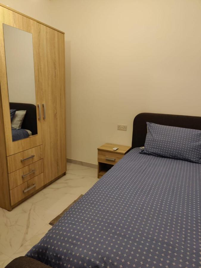 Caribbean Cocktail Apartment Marsaskala Exterior photo
